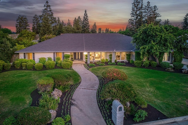 3841 W Alluvial Ave, Fresno, CA 93711 - ranch-style house featuring a front yard