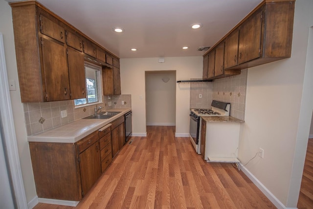 517 W Beverly Dr, Clovis, CA 93612 - photo 3