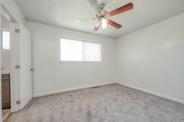 517 W Beverly Dr, Clovis, CA 93612 - photo 13