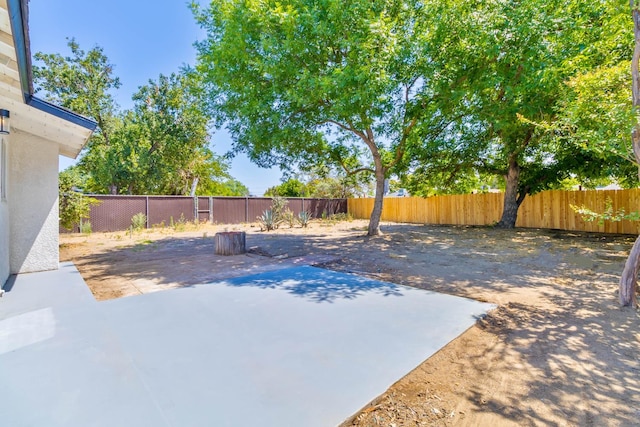 3678 N 7th St, Fresno, CA 93726 - fenced backyard with a patio