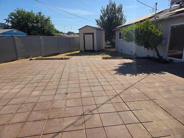 2018 E Pico Ave, Fresno, CA 93726 - view of patio
