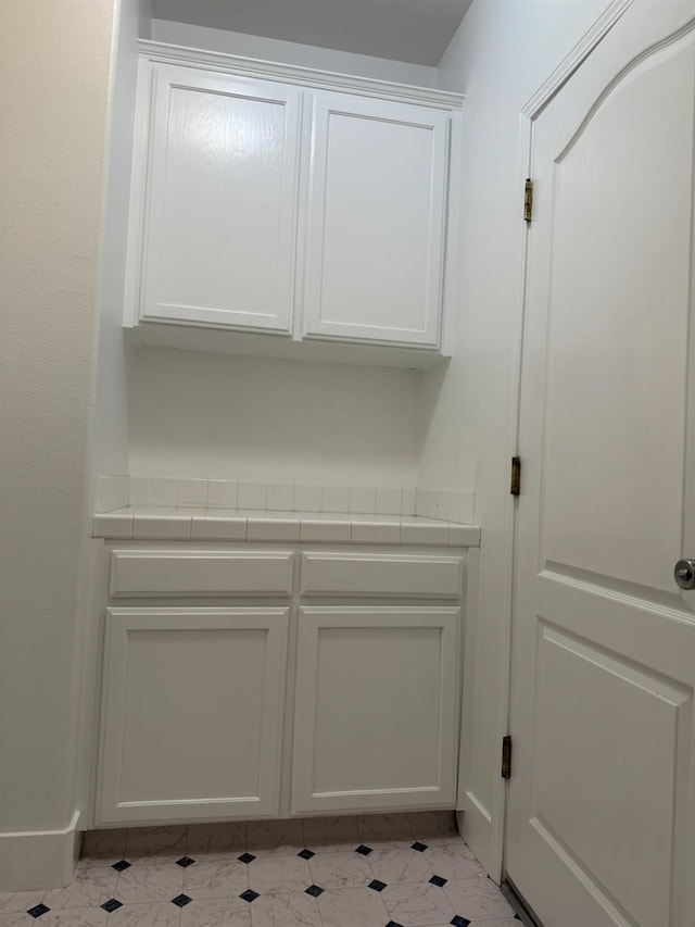 9850 N Winery Ave, Fresno, CA 93720 - detailed view of baseboards
