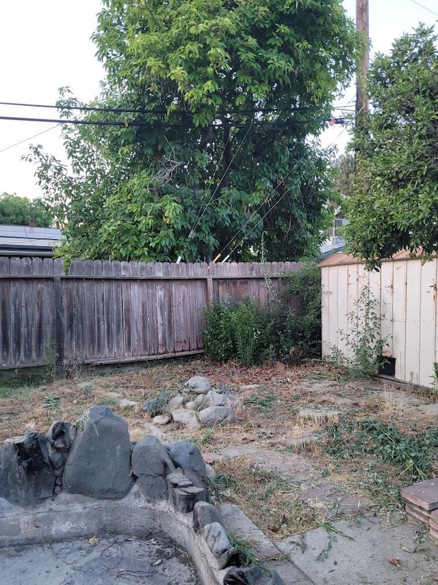 4531 E Fedora Ave, Fresno, CA 93726 - view of yard