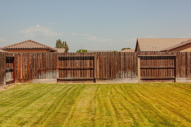 758 E La Crosse, Fowler, CA 93625 - photo 25