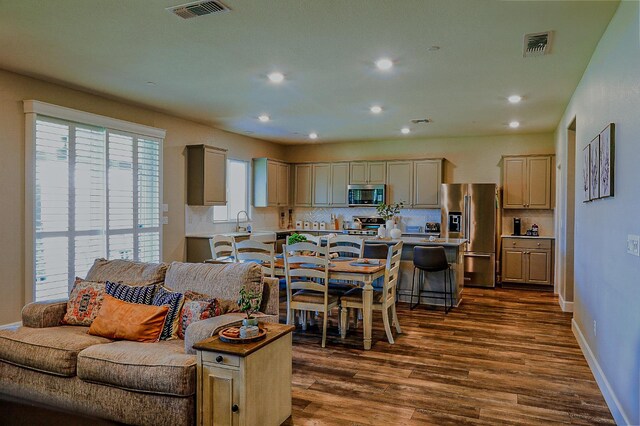 758 E La Crosse, Fowler, CA 93625 - photo 8