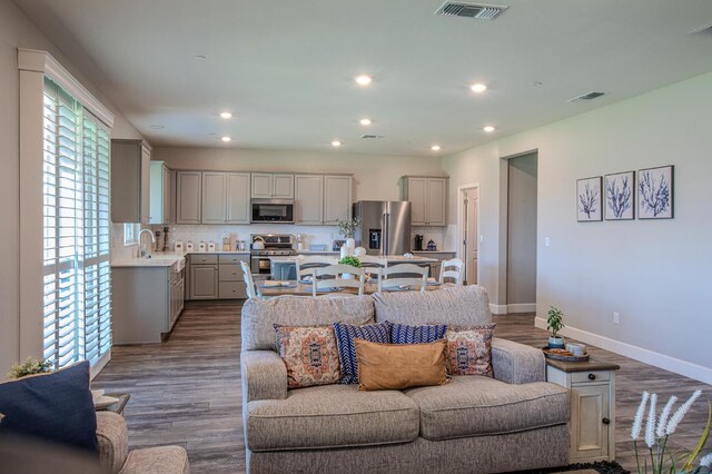 758 E La Crosse, Fowler, CA 93625 - photo 7