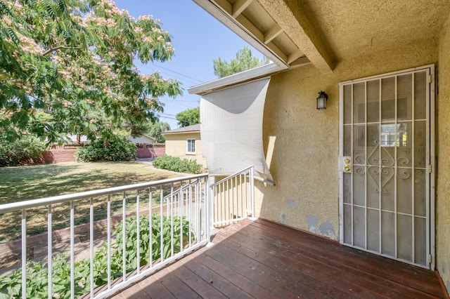 724 W Harvard Ave, Fresno, CA 93705 - view of balcony