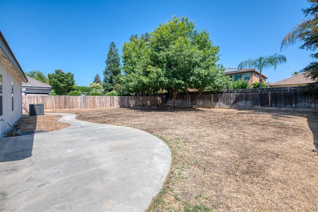 1837 Goshen Ave, Clovis, CA 93611