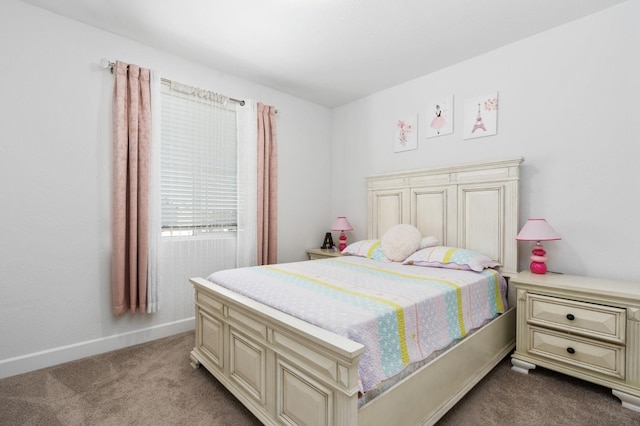 2027 N Bliss Ave, Fresno, CA 93727 - carpeted bedroom with baseboards