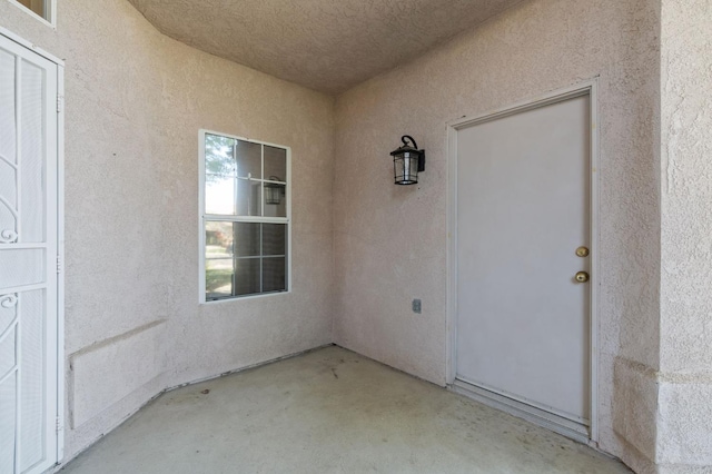 2841 E Brandon Ln, Fresno, CA 93720 - doorway to property with stucco siding