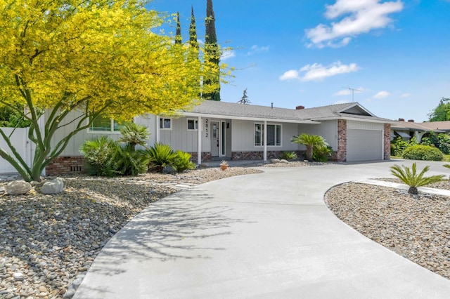2812 S Martin St, Visalia, CA 93277 - photo 2