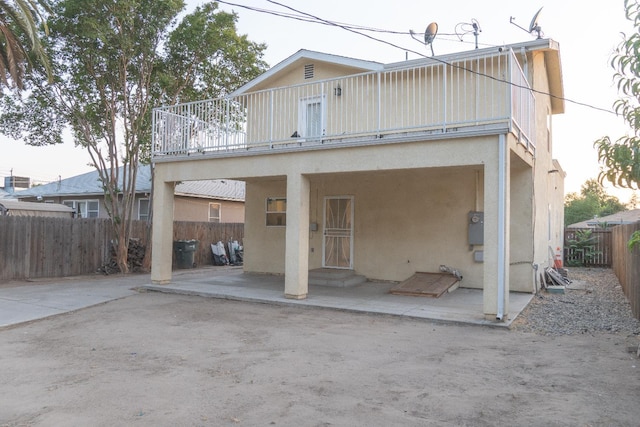 2048 N Arthur Ave, Fresno, CA 93705 - photo 2