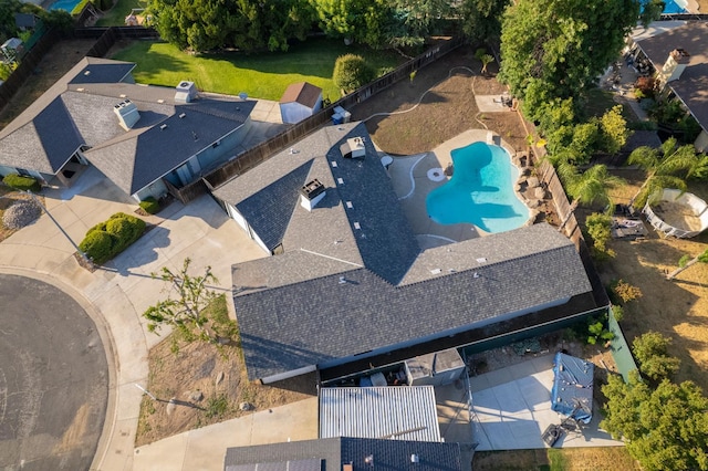 1707 Douglas Ave, Clovis, CA 93611 - bird's eye view of a pool