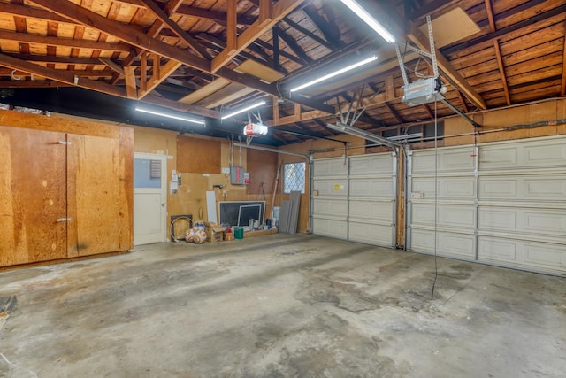 1463 W San Madele Ave, Fresno, CA 93711 - garage with a garage door opener