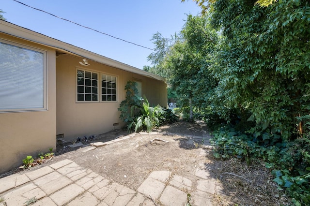 1463 W Browning Ave, Fresno, CA 93711 - view of yard with a patio area