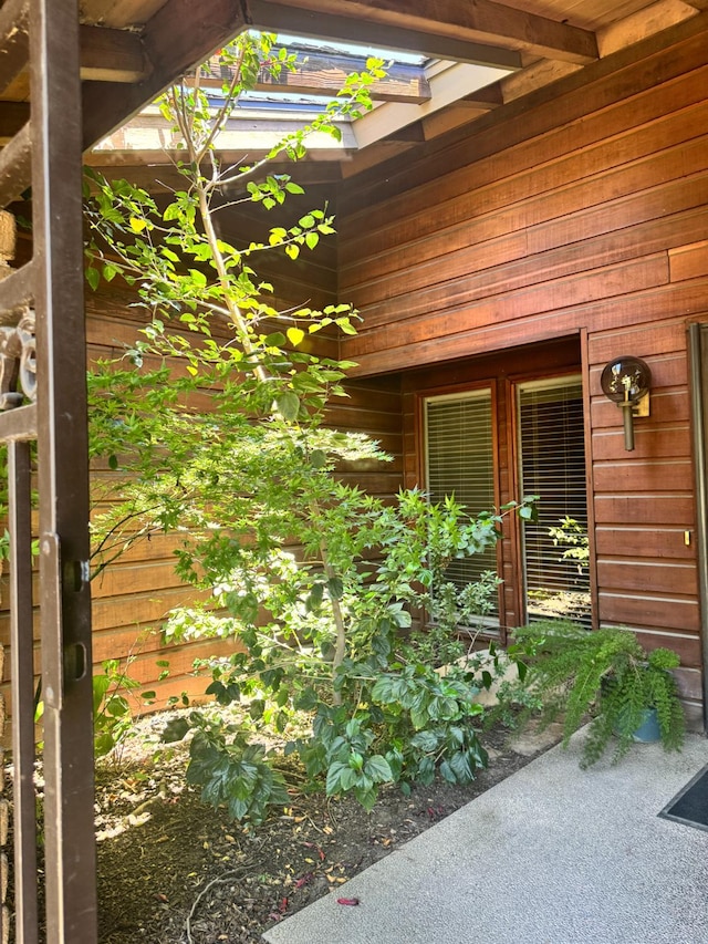 8866 N Ione Ave, Fresno, CA 93720 - view of entrance to property