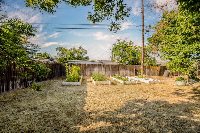 70 E Sussex Way, Fresno, CA 93704 - photo 23