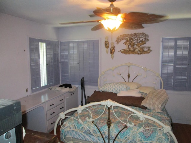 2725 E Normal Ave, Fresno, CA 93703 - bedroom featuring ceiling fan
