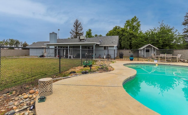 36140 Blanca Ave, Madera, CA 93636 - view of pool featuring a patio area