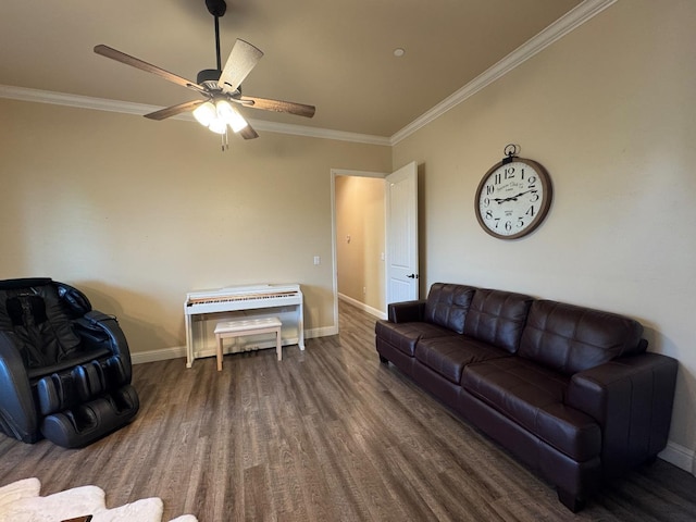 13390 E Falcon Mdw, Clovis, CA 93619 - living area featuring wood finished floors, baseboards, ornamental molding, and a ceiling fan