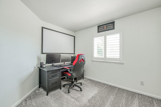 1039 N Burgan Ave, Clovis, CA 93611 - home office with light carpet and baseboards