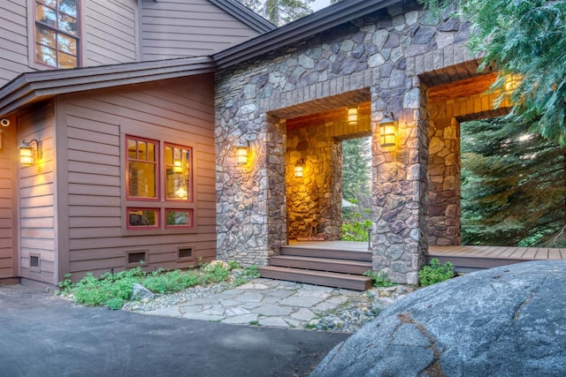 39516 Littleridge Rd, Shaver Lake, CA 93664 - entrance to property with stone siding