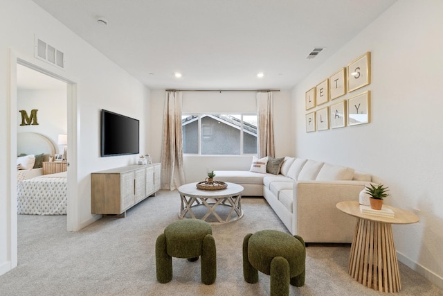 4433 N Phoenix, Fresno, CA 93723 - living room featuring carpet floors, recessed lighting, and baseboards