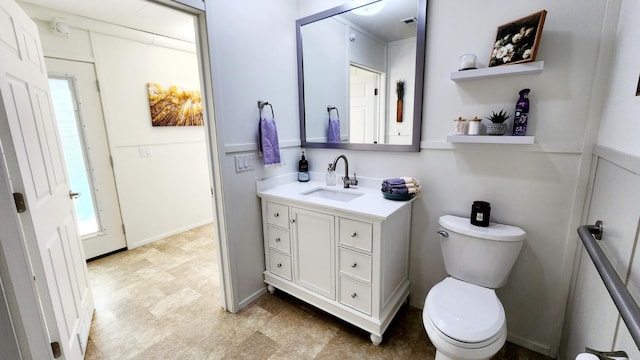 55062 Oak Crest Ct, Wishon, CA 93669 - bathroom with vanity, toilet, and baseboards