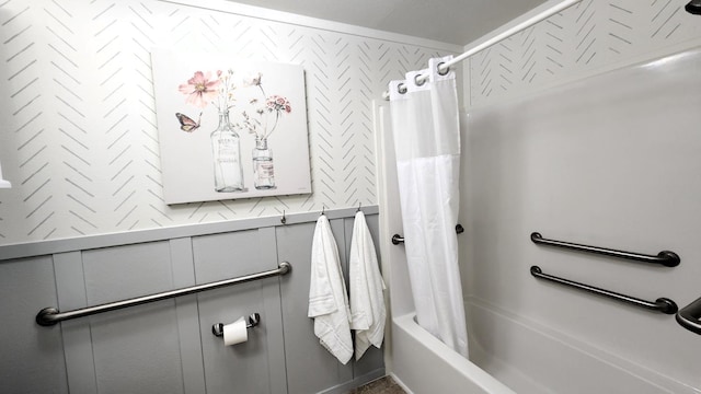 55062 Oak Crest Ct, Wishon, CA 93669 - full bath with shower / bath combination with curtain and a decorative wall