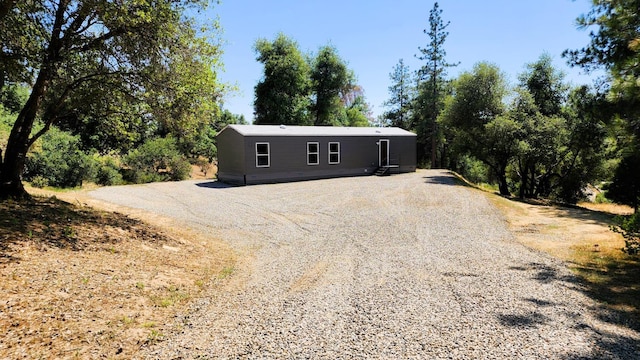 55062 Oak Crest Ct, Wishon, CA 93669 - manufactured / mobile home with gravel driveway