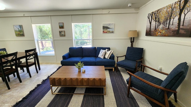55062 Oak Crest Ct, Wishon, CA 93669 - living area with baseboards