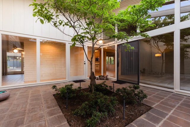 2331 W Celeste Ave, Fresno, CA 93711 - view of property entrance