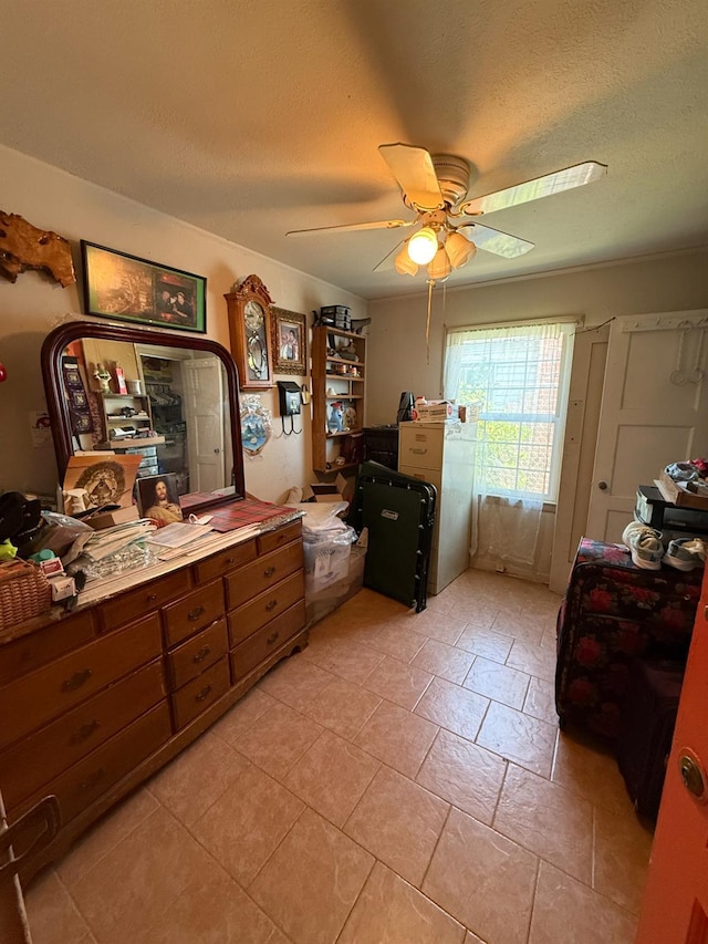 1584 N Carruth Ave, Fresno, CA 93728 - bedroom featuring a textured ceiling and ceiling fan