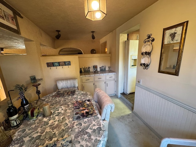 32101 E Trimmer Springs Rd, Sanger, CA 93657 - dining room featuring concrete flooring
