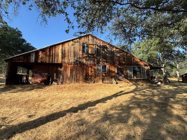 32101 E Trimmer Springs Rd, Sanger, CA 93657 - view of side of home with a barn and an outbuilding