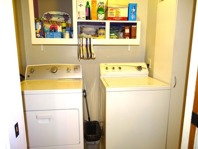 4457 E Brown Ave, Fresno, CA 93703 - washroom featuring separate washer and dryer