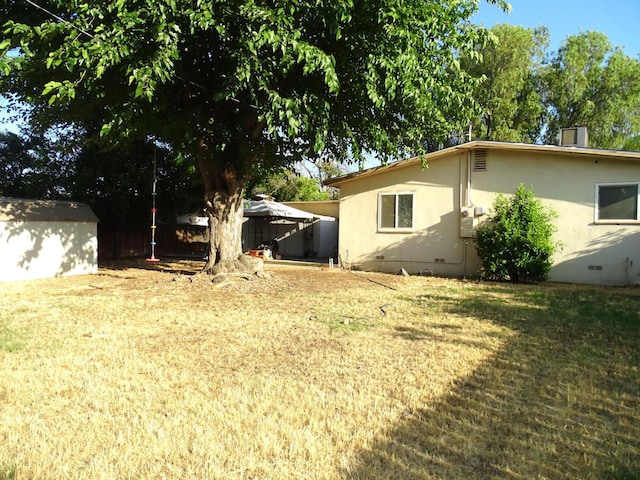 4457 E Brown Ave, Fresno, CA 93703 - view of yard with a gazebo