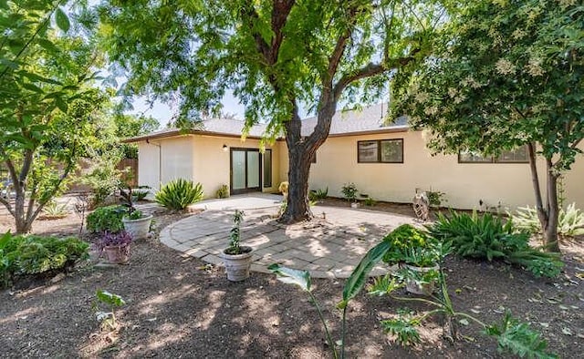 6224 N 3rd St, Fresno, CA 93710 - back of house with a patio area and stucco siding