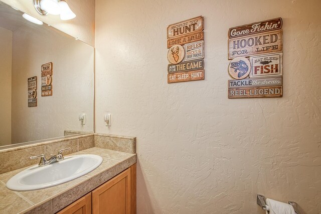 40753 Wild Iris Ln, Shaver Lake, CA 93664 - bathroom featuring vanity
