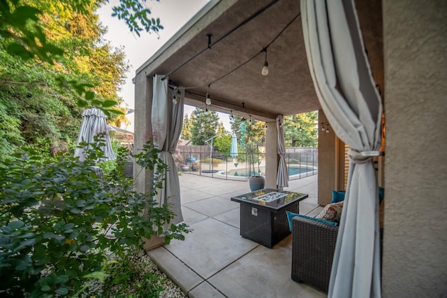 10485 N Sinclair Cir, Fresno, CA 93730 - fenced backyard with a patio area
