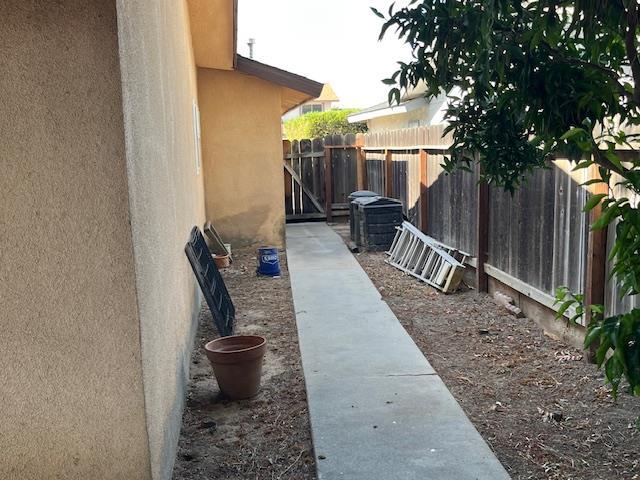 1173 Menlo Ave, Clovis, CA 93612 - view of yard