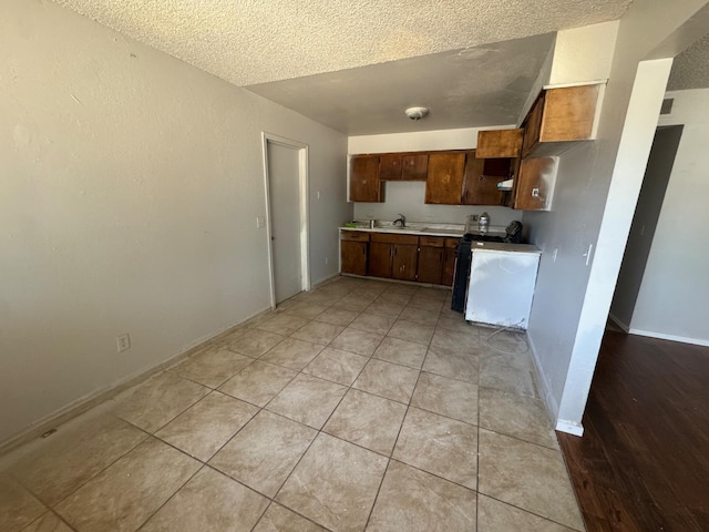 1546 W Orleans Ave, Fresno, CA 93706 - photo 6