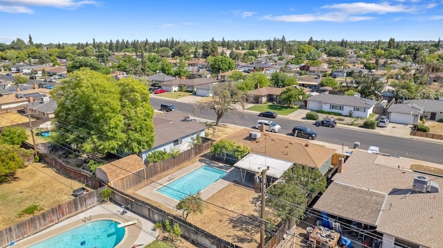 955 W San Gabriel Ave, Clovis, CA 93612 - aerial view of residential area featuring a pool area