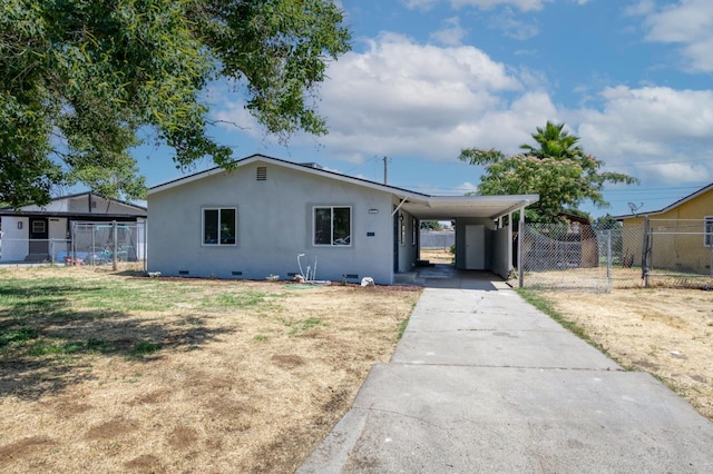 3722 N Hammel Way, Fresno, CA 93727 - ranch-style house featuring driveway, a carport, stucco siding, and crawl space