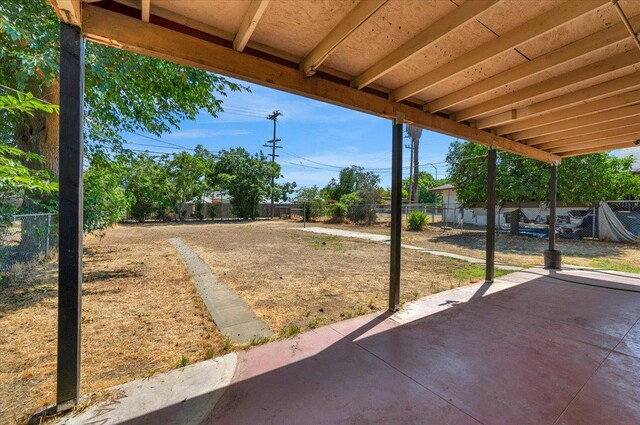 435 W Valencia Ave, Fresno, CA 93706 - photo 23