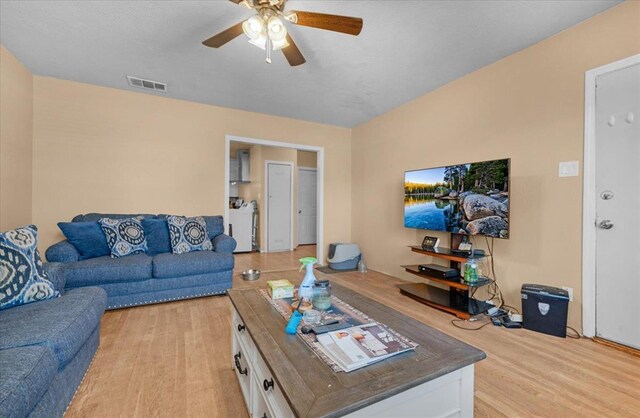 435 W Valencia Ave, Fresno, CA 93706 - photo 11