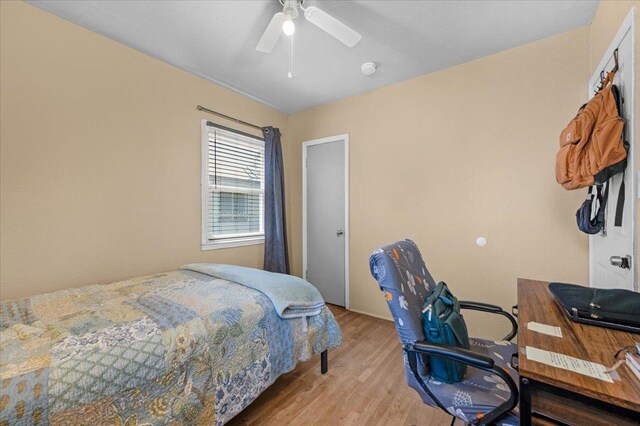 435 W Valencia Ave, Fresno, CA 93706 - photo 18