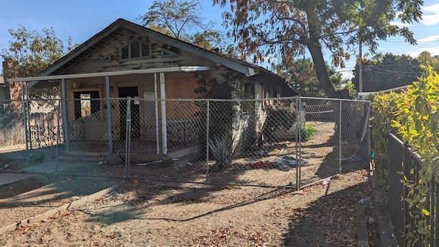 4576 E Balch Ave, Fresno, CA 93702 - view of outdoor structure with a gate