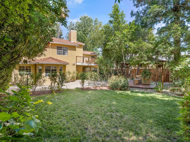 811 E Country View Cir, Fresno, CA 93730 - view of yard featuring a patio and a balcony