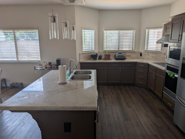 6672 E Simpson Ave, Fresno, CA 93727 - photo 19